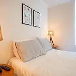 City Center Charm Studio Apt W Pool